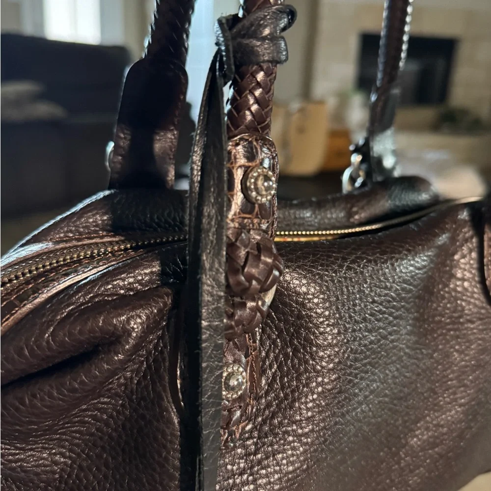 EUC Elegant Brown Leather Handbag no rips or stains. Great size. - Picture 10 of 14